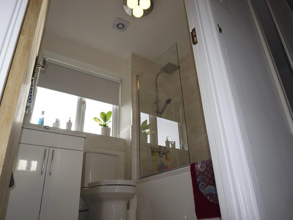 Master bathroom cloakroom and en-suite renovation in Newport Pagnell
